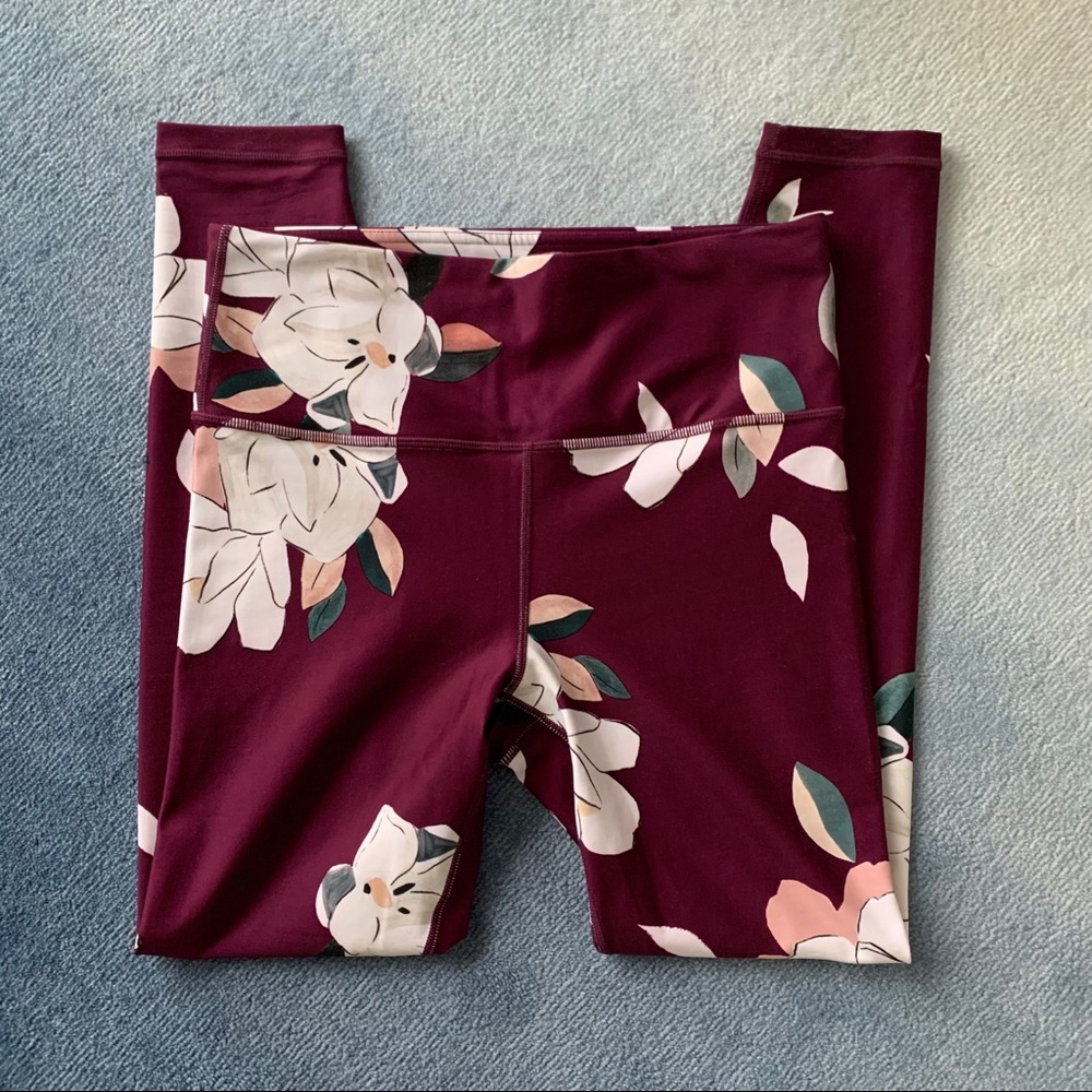 Athleta Floral Elation 7/8 Tight Legging Size S
